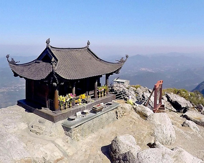 Tour Yên Tử 1 Ngày Trọn Gói | Hành Trình Về Đất Phật