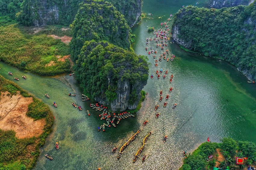 Tour Ninh Bình 1 Ngày Từ Hà Nội | Bái Đính – Tràng An – Hang Múa